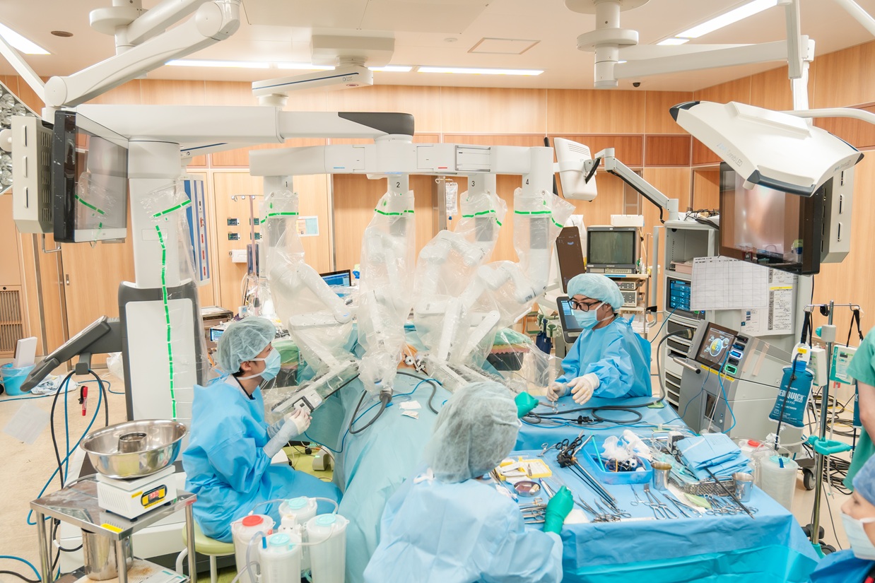 肝がんロボット手術